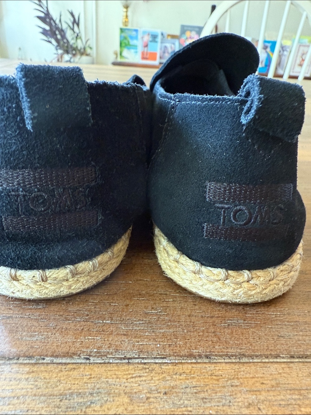 Women’s Toms Black Slip-On Espadrille Loafers Size 8.5 - Picture 5 of 6